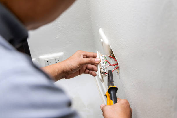 Best Circuit Breaker Repair  in Wellsville, UT
